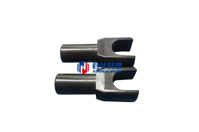 Extended PEEK rail clamp