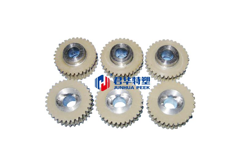PEEK worm gear