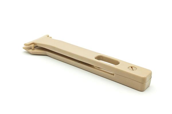 PEEK wafer clamp