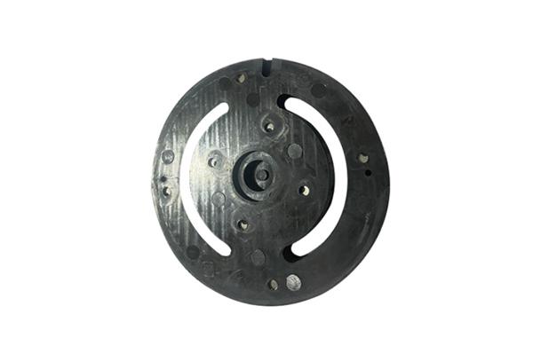 PEEK distribution plate