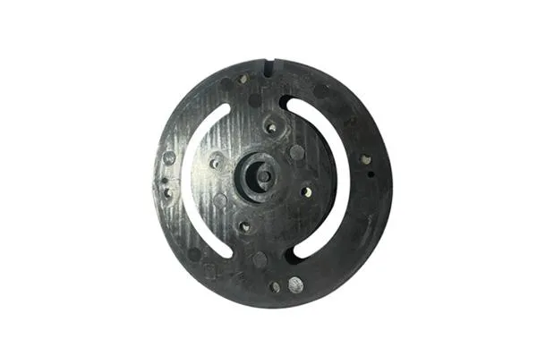 PEEK distribution plate
