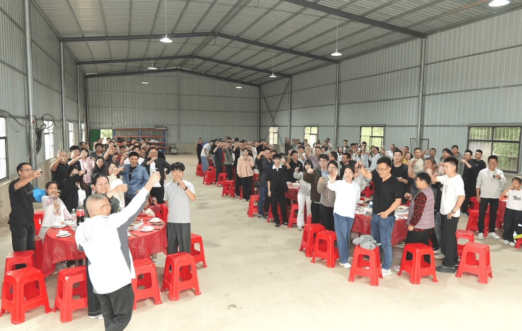 Autumn Fishing Fun, Friendship Through Fishing | Junhua’s Third Annual Fishing Competition Comes to a Successful Close - Junhua Autumn Fishing Fun, Friendship Through Fishing | Junhua’s Third Annual Fishing Competition Comes to a Successful Close Image 4